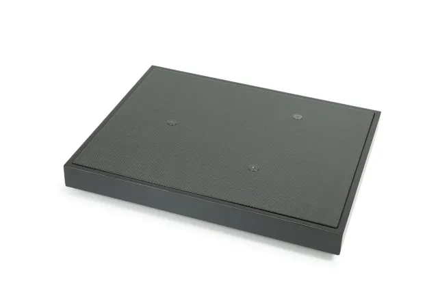 Pro-Ject Ground It Carbon skivspelarbas kolfiber