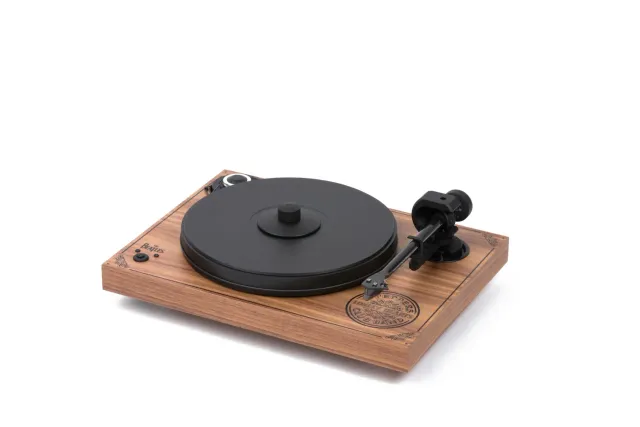 Pro-Ject 2Xperience SB Sgt Pepper Limited Edition skivspelare remdrift