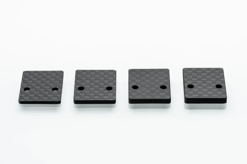 Pro-Ject Headshell Spacer Carbon headshelldistans kolfiber 4-pack