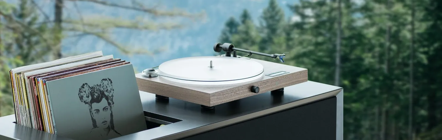 Pro-Ject Juke Box S2 skivspelare förstärkare Bluetooth