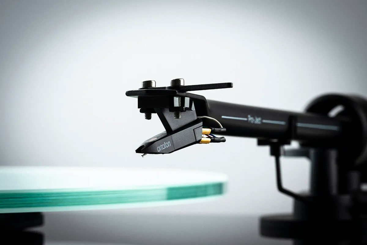 Pro-Ject T1 EVO Standard skivspelare glastallrik