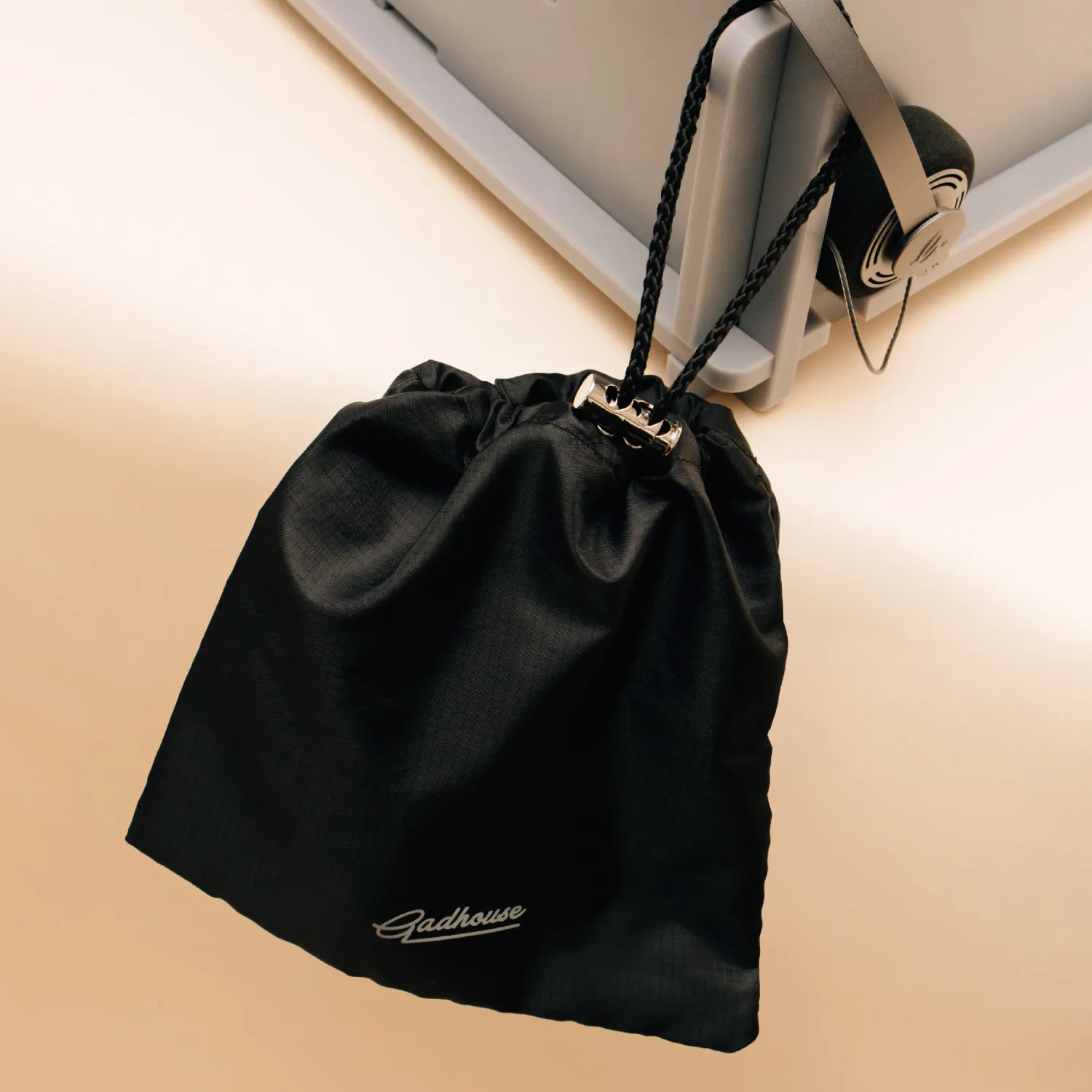 Gadhouse Accessories Pouch hörlursfodral med innerficka