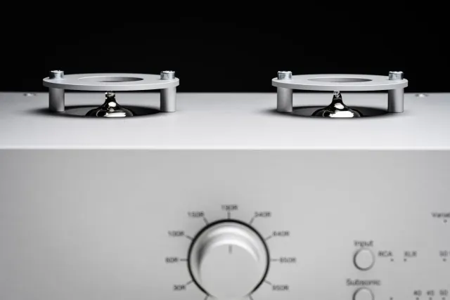 Pro-Ject Tube Box DS3 B phonosteg svart rör