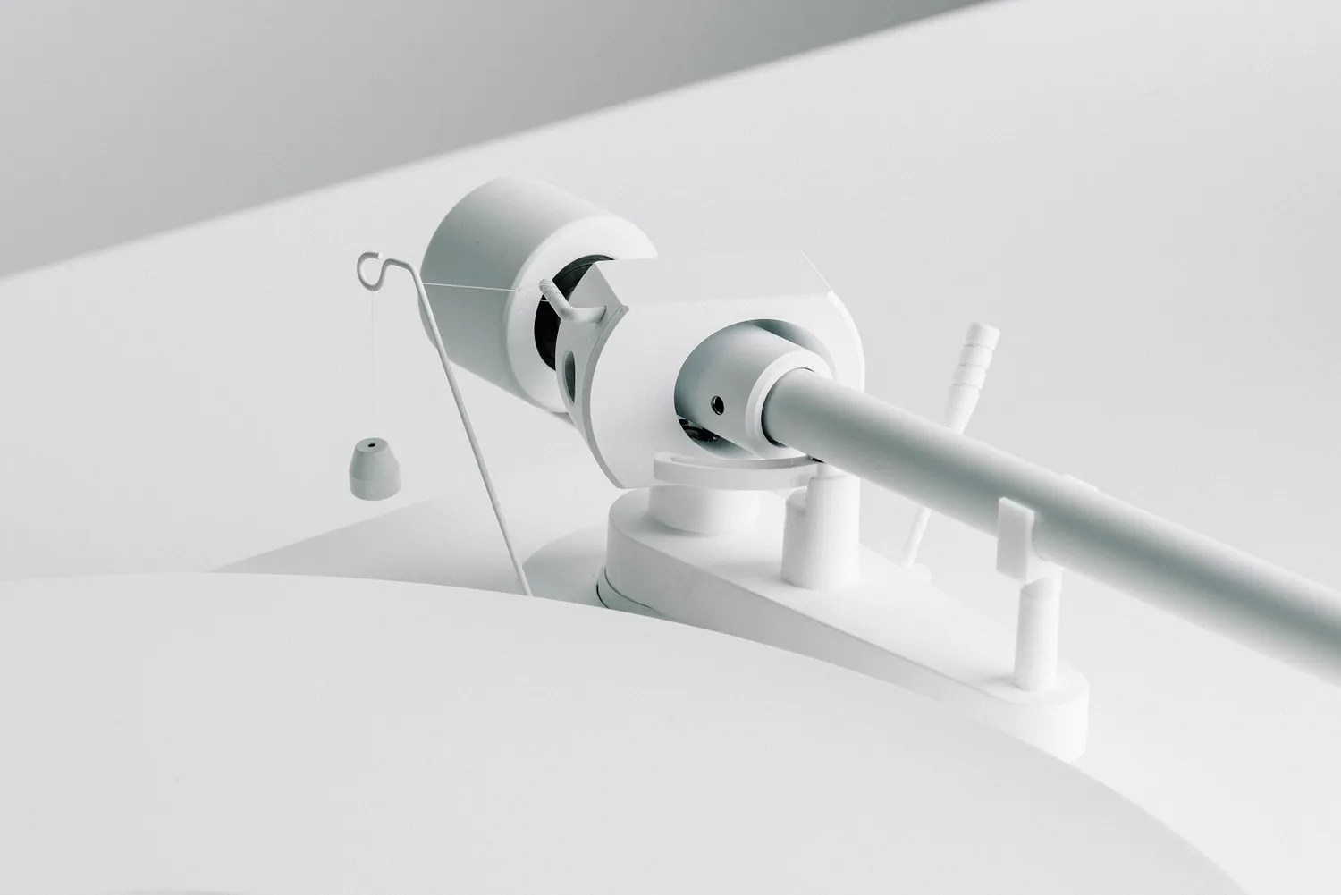 Pro-Ject Debut PRO White skivspelare vit remdrift