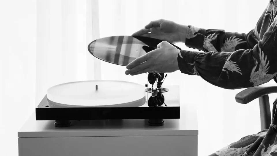 Pro-Ject X1 skivspelare remdrift akryl