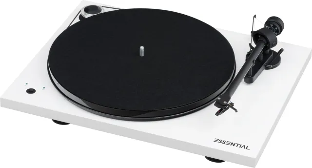 Pro-Ject Essential III RecordMaster skivspelare med USB svart