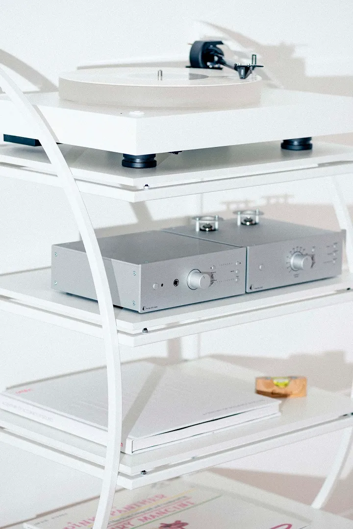 Pro-Ject WMI Rack 5/4 vägghylla stål svart