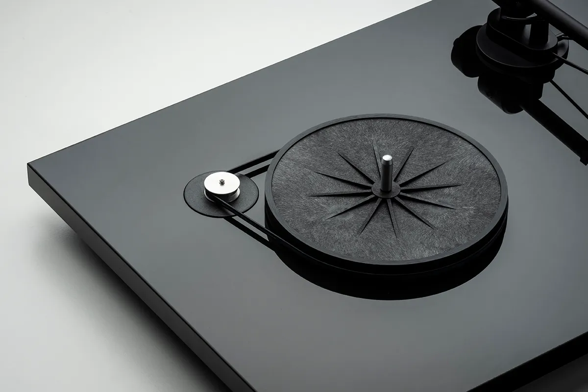 Pro-Ject T1 EVO Standard skivspelare glastallrik