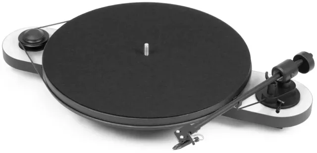 Pro-Ject Elemental skivspelare med Ortofon OM 5E