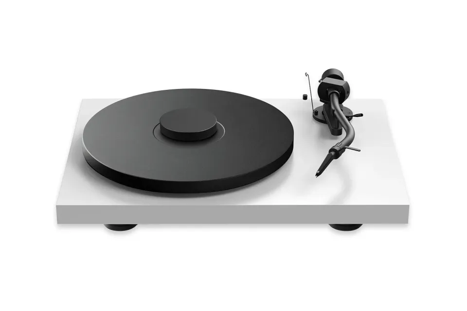 Pro-Ject Debut PRO S Balanced skivspelare vit remdrift 33/45/78