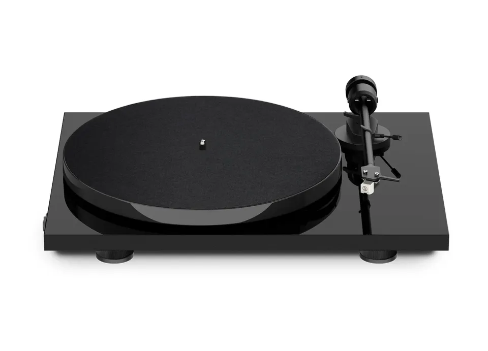 Pro-Ject E1 skivspelare insteg remdrift dammkåpa