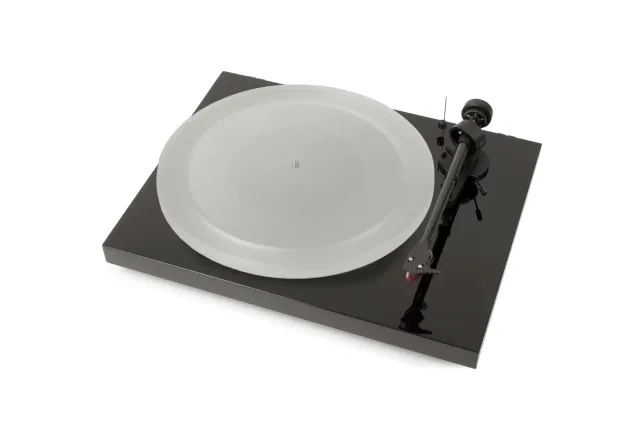 Pro-Ject Debut Carbon Esprit DC skivspelare kolfiber
