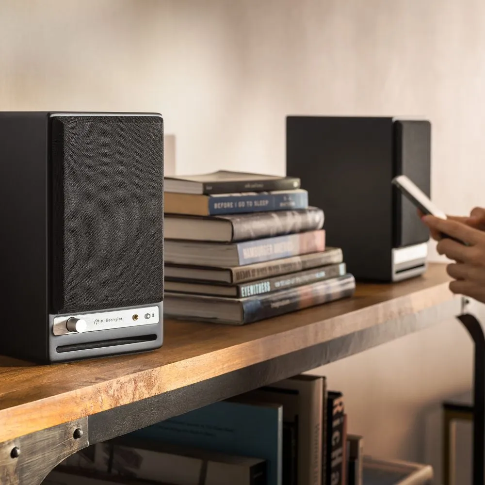 Crosley HD4 Next Gen musikanläggning svart Bluetooth