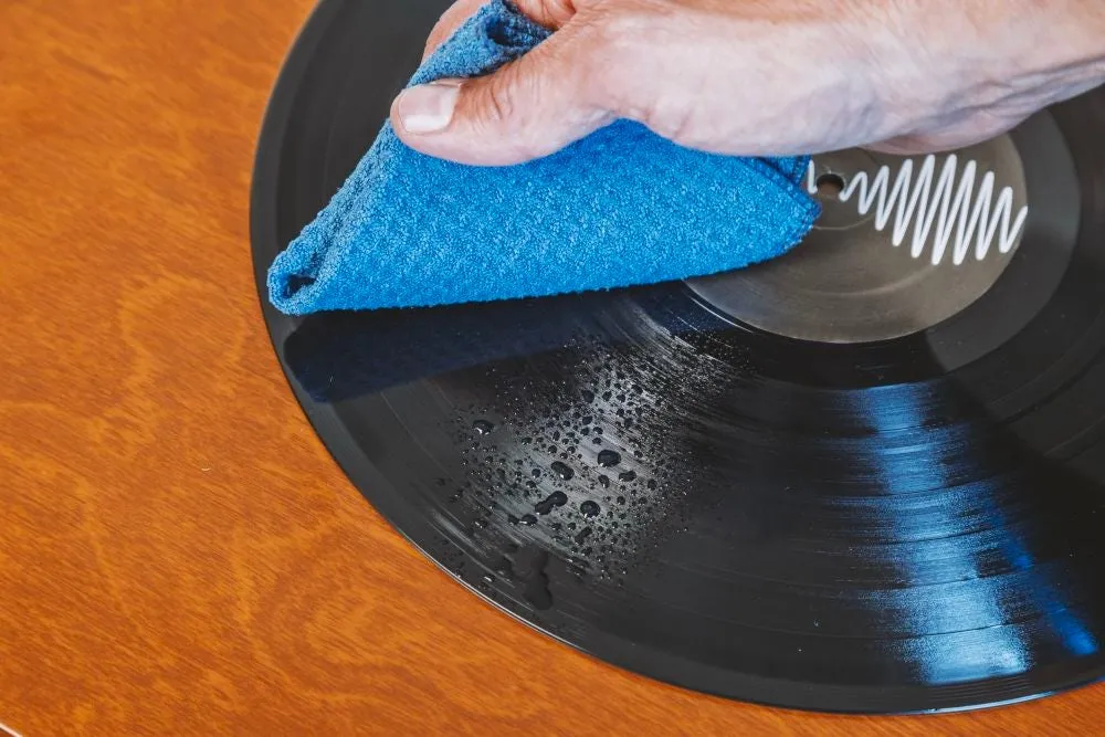 Crosley Vinyl rengöringsset skivvård spray + duk