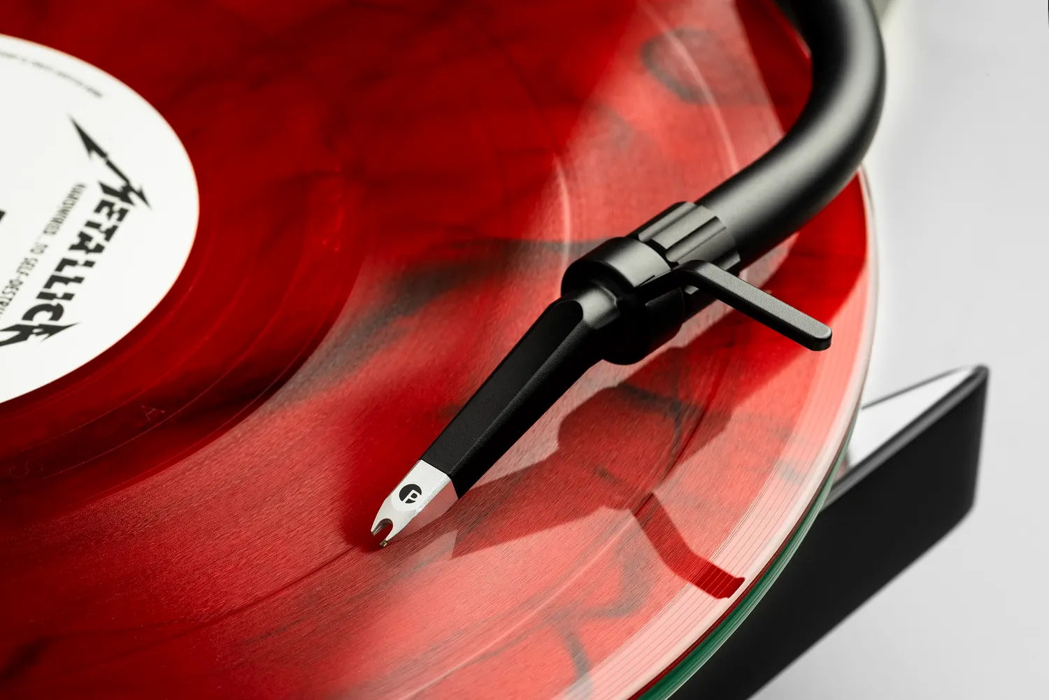 Pro-Ject Metallica skivspelare remdrift special