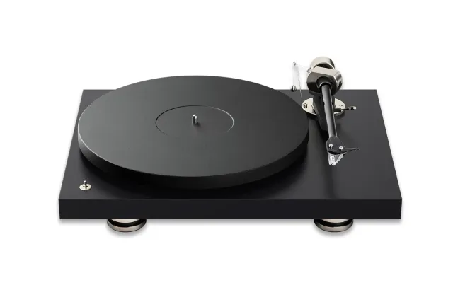 Pro-Ject Debut PRO B skivspelare balanserad