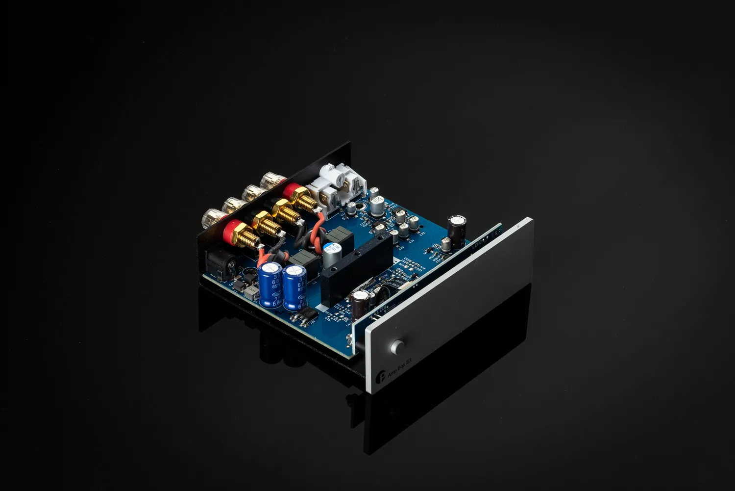 Pro-Ject Amp Box S3 stereoförstärkare kompakt vardagsrum